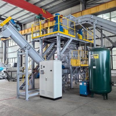 kaufen 1.5 t/h - 2 t/h Lithium-Ionen-Batterien-Recyclingmaschine Automatisches Schredder-System online manufacture
