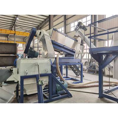 Dauerhafte Kunststoffpressmaschine Landwirtschaftliche PP-Taschen-Recycling-Linie für zerkleinerte Film